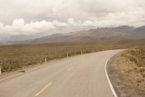 Carretera peruana —  Fotos de Stock