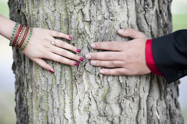 Indian Couple Engagement Hands — Stock Photo, Image