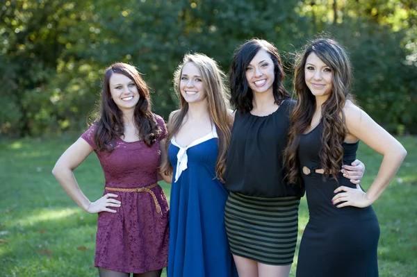 Young Happy Girls — Stock Photo, Image