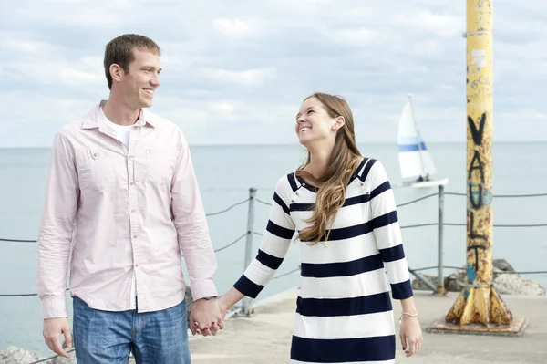 Young Happy Couple — Stock Photo, Image