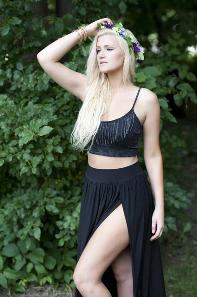 Blond Girl In A Forest — Stock Photo, Image