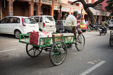 Jaipur Yolda Araçlar