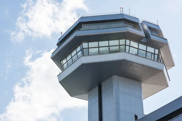 Vue de la tour de l'aéroport — Photo