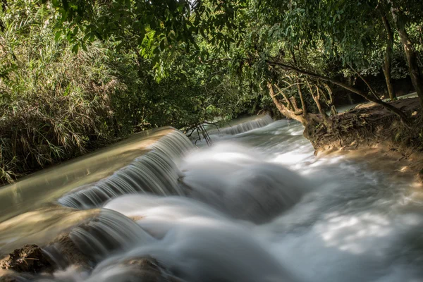 Image of Tat Kuang Si Falls — Stock fotografie