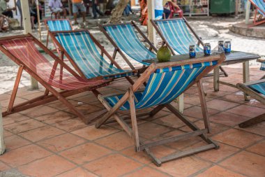 Plaj üzerinde oturma koltukları