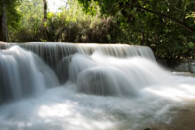 Güzel Cascade'lerde Kuang Si