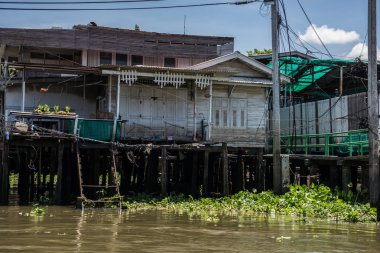 Chao Phraya üzerinde konut