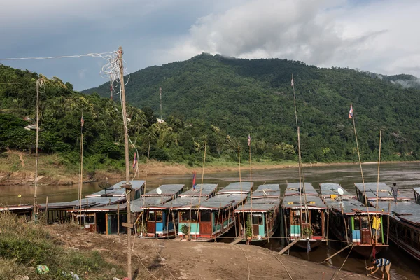 Jetty On Mekong River — Stock Photo, Image