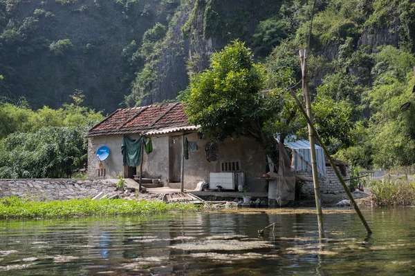 Residential Hut in Tam Coc — Stock Photo, Image