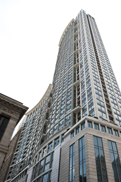 Modern skyscraper in Chicago — Stock Photo, Image