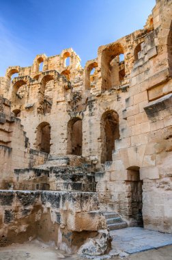 Kuzey Afrika 'daki en büyük stadyumun kalıntıları. El Jem, Tunus, UNESCO