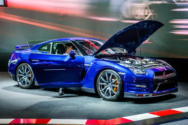 MOSCOW, RUSSIA - AUG 2012: NISSAN GT-R R35 presented as world premiere at the 16th MIAS (Moscow International Automobile Salon) on August 30, 2012 in Moscow, Russia — Stockfoto