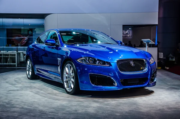 MOSCOW, RUSSIA - AUG 2012: JAGUAR XFR-S presented as world premiere at the 16th MIAS Moscow International Automobile Salon on August 30, 2012 in Moscow, Russia — Stockfoto
