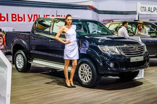 MOSCOW, RUSSIA - AUG 2012: NISSAN HILUX DOUBLE CAB 6TH GENERATION presented as world premiere at the 16th MIAS Moscow International Automobile Salon on August 30, 2012 in Moscow, Russia — Stock Photo, Image