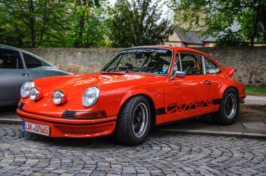 FULDA, GERMANY - MAI 2013: Porsche 911 930 Carrera retro car on