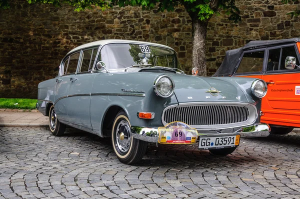 FULDA, GERMANY - MAI 2013: Opel Kapitan luxury retro car on Mai — Zdjęcie stockowe