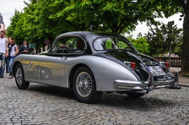 FULDA, GERMANY - MAI 2013: Jaguar XK150 sports coupe retro car o