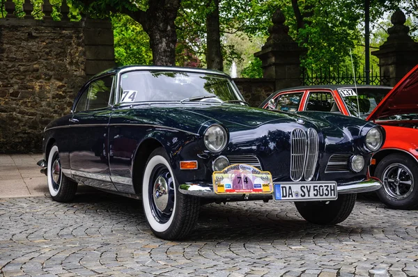 FULDA, GERMANY - MAI 2013: BMW 503 coupe retro car on Mai 9, 201 — 스톡 사진