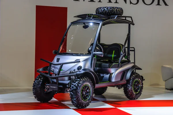 FRANKFURT - SET 2015: presentato all'IAA Inter il golf buggy mansory — Foto Stock