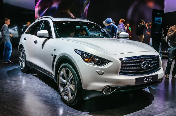 FRANKFURT - SEPT 2015: Infinity QX70 presented at IAA Internatio — Stok fotoğraf