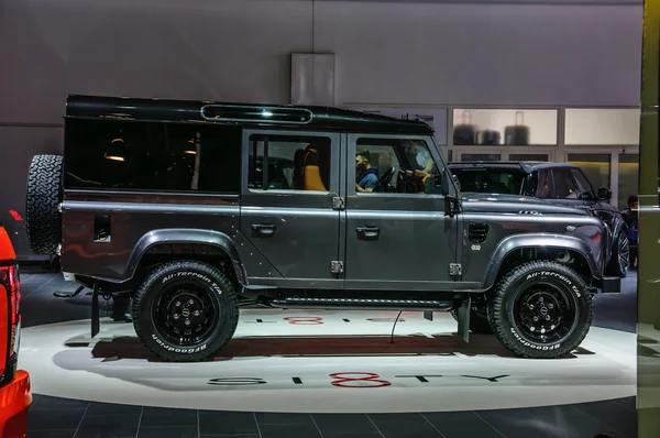 FRANKFURT - SEPT 2015: Land Rover Deffender 110 Startech presente — Fotografia de Stock