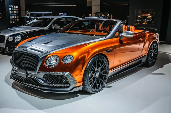 FRANKFURT - SEPTIEMBRE 2015: Presentación de Mansory Bentley Continental GTC — Foto de Stock