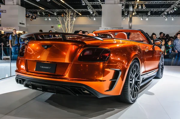 FRANKFURT - SEPT 2015: Mansory Bentley Continental GTC presented — 图库照片