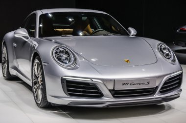 FRANKFURT - SEPT 2015: Porsche 911 991 Carrera S coupe presented