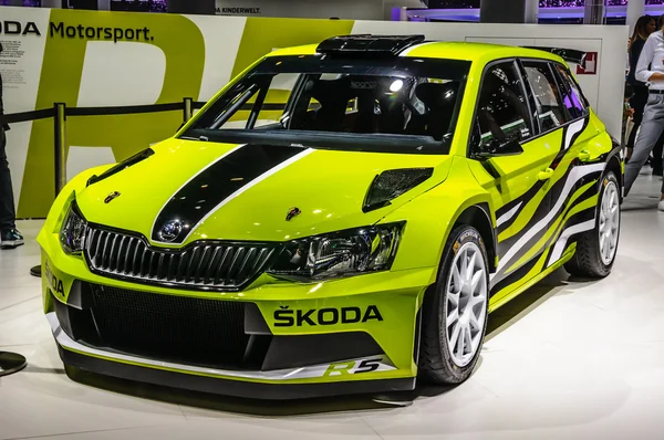 FRANKFURT - SEPT 2015: Carro de rali Skoda Fabia R5 apresentado no IAA — Fotografia de Stock