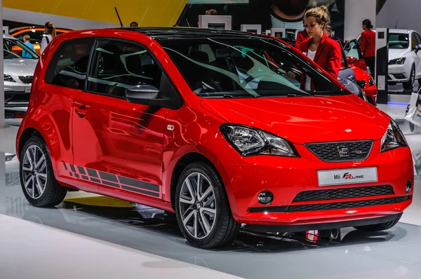 FRANKFURT - SEPT 2015: Seat Mii FR Line presented at IAA Interna — ストック写真