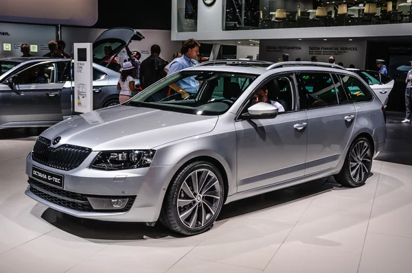 FRANKFURT - SEPT 2015: Skoda Octavia G-Tec apresentado na IAA Inte — Fotografia de Stock