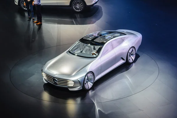 Frankfurt - Sept 2015: Mercedes-Benz Concept Iaa gepresenteerd op Ia — Stockfoto