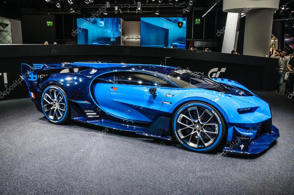 FRANKFURT - SEPT 2015: Bugatti Chiron Vision Gran Turismo presen