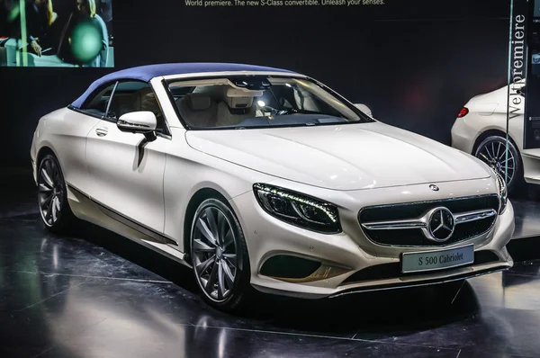 FRANKFURT - SEPT 2015: Mercedes-Benz C 500 Cabriolet presented a — Zdjęcie stockowe