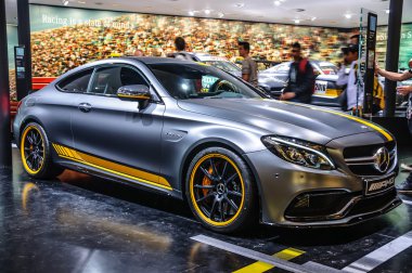 Frankfurt - Sept 2015: Mercedes-Benz Amg C63 Coupe Edition 1 öncesi