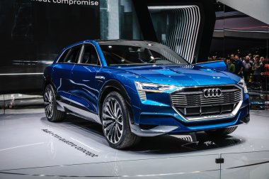 FRANKFURT - SEPT 2015: Audi E-Tron Quattro Concept presented at