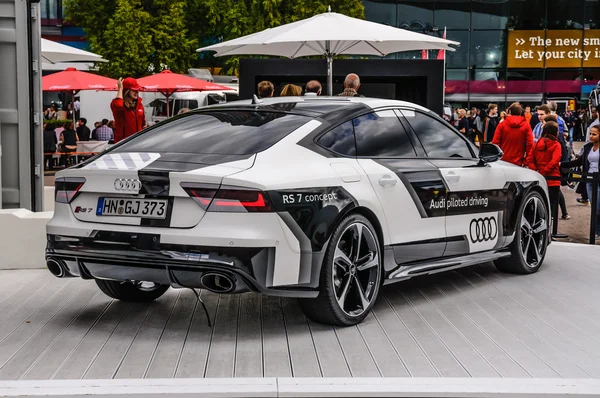 FRANKFURT - SEPT 2015: Audi RS 7 quattro concept presented at IA — Stockfoto