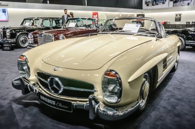 FRANKFURT - SEPT 2015: 1957 Brabus Classic Mercedes-Benz 300 SL