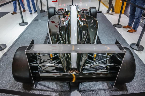 FRANKFURT - SEPT 2015: ADAC Formula Four F4 presented at IAA Int — ストック写真