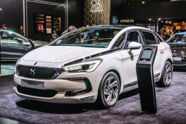 FRANKFURT - SEPT 2015: Citroen DS 5 presented at IAA Internation