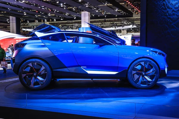 FRANKFURT - SEPT 2015: Peugeot Quartz Concept presented at IAA I — Stok fotoğraf