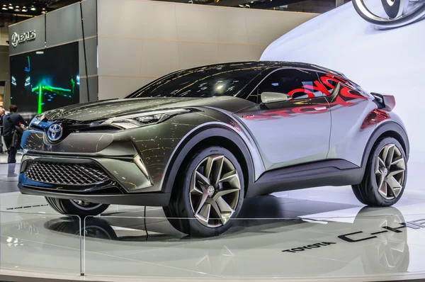 FRANKFURT - SEPT 2015: Toyta C-HR Concept presented at IAA Inter — Stok fotoğraf