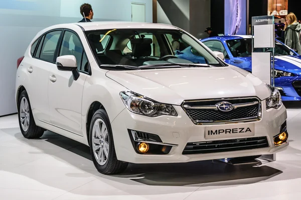 FRANKFURT - SEPTIEMBRE 2015: Subaru Impreza presenta en IAA Internati —  Fotos de Stock