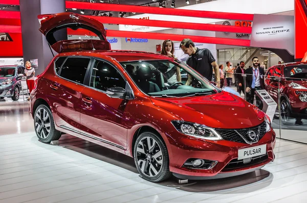 FRANKFURT - SEPT 2015: Nissan Pulsar presented at IAA Internatio — Stock fotografie