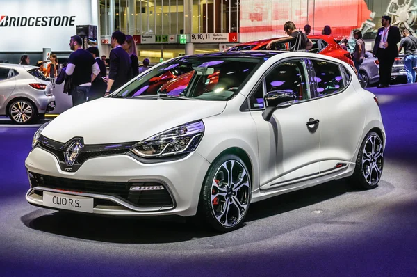 FRANKFURT - SEPT 2015: Renault Clio R.S. presented at IAA Intern — 스톡 사진