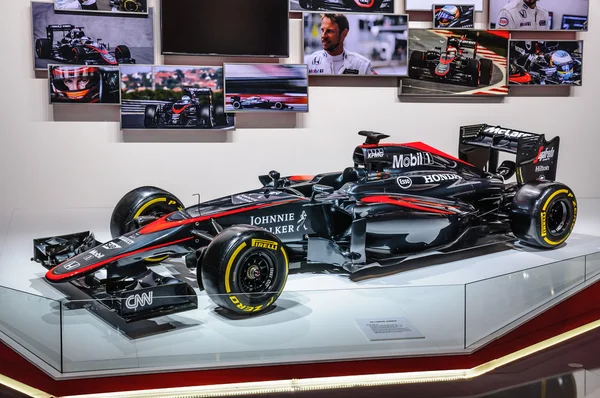 FRANKFURT - SEPT 2015: Honda Formula One F1 presented at IAA Int — ストック写真