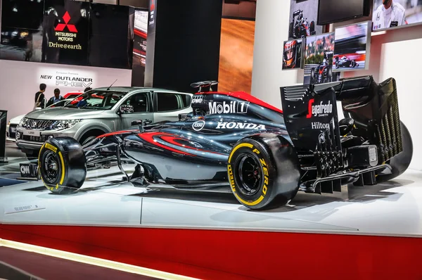 FRANKFURT - SEPT 2015: Honda Formula One F1 presented at IAA Int — ストック写真