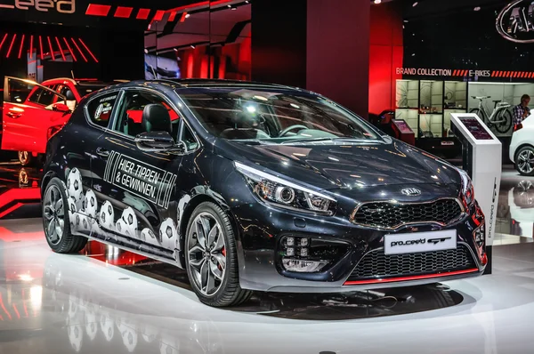 FRANKFURT - SEPT 2015: Kia pro ceed GT presented at IAA Internat — Stockfoto