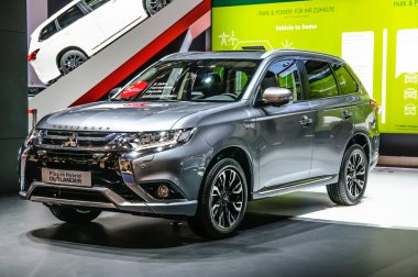 FRANKFURT - SEPT 2015: Mitsubishi Outlander plug-in Hybrid prese