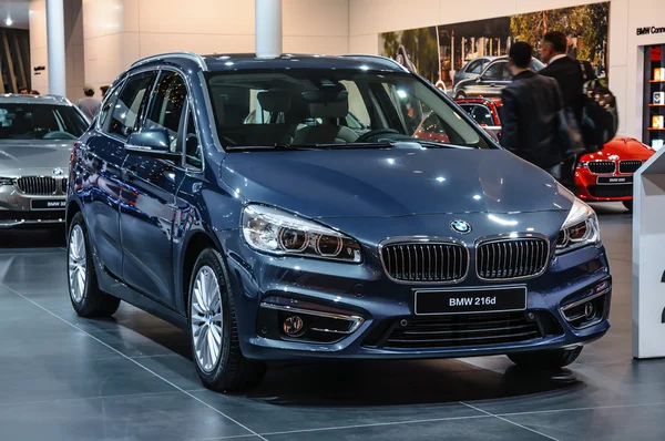 FRANKFURT - SEPT 2015: BMW 216d presented at IAA International M — 图库照片